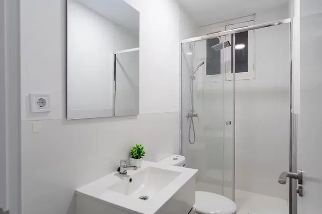 Aseo; luz natural, renovado