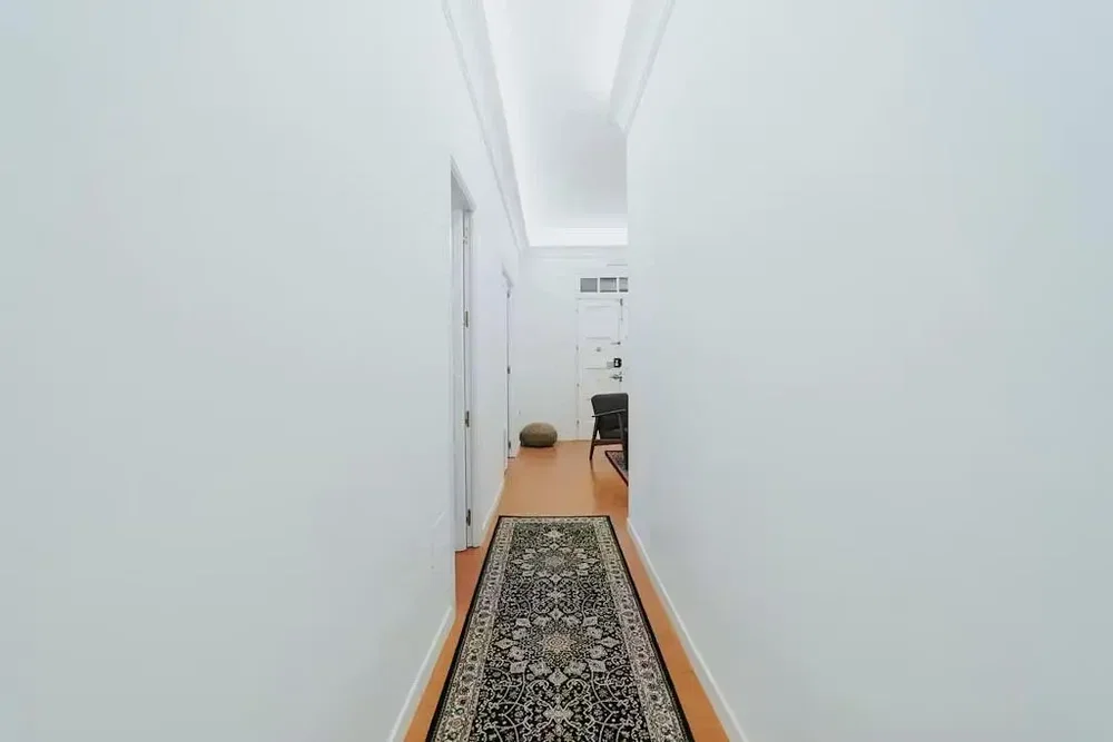 Altro; luce naturale, pavimento in legno