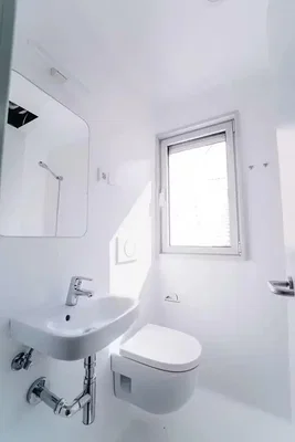 Casa de banho; luz natural, renovado