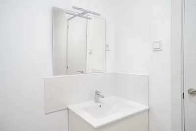 Bagno; luce naturale, ristrutturato