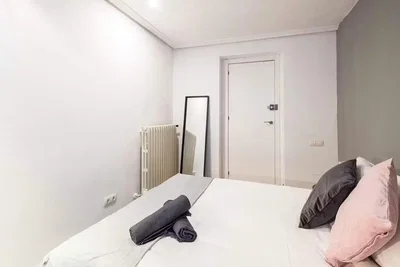 Spavaća soba; prirodno svjetlo, renoviran