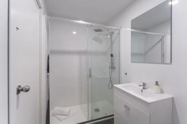 Baño; luz natural, renovado