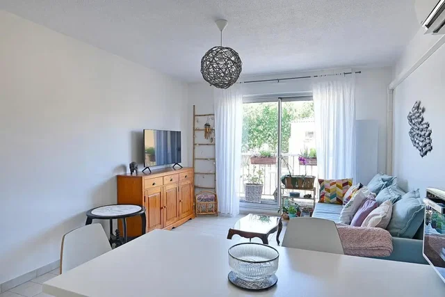 Wohnzimmer; tageslicht, moderner stil