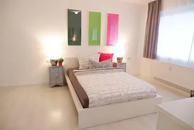 Quarto; luz natural, estilo moderno