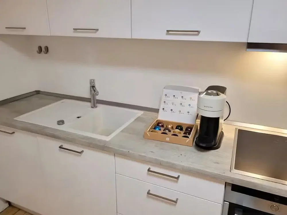 Kitchen; kitchen appliances