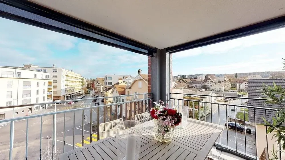 Balkon; výhled, přirozené světlo