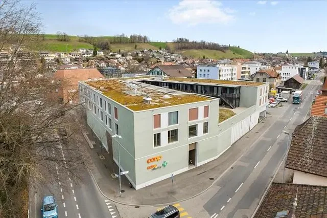 Haus und umgebung; blick