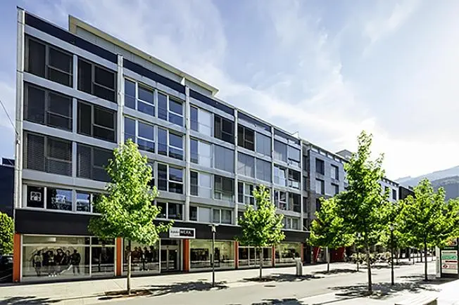 Haus und umgebung; blick, tageslicht