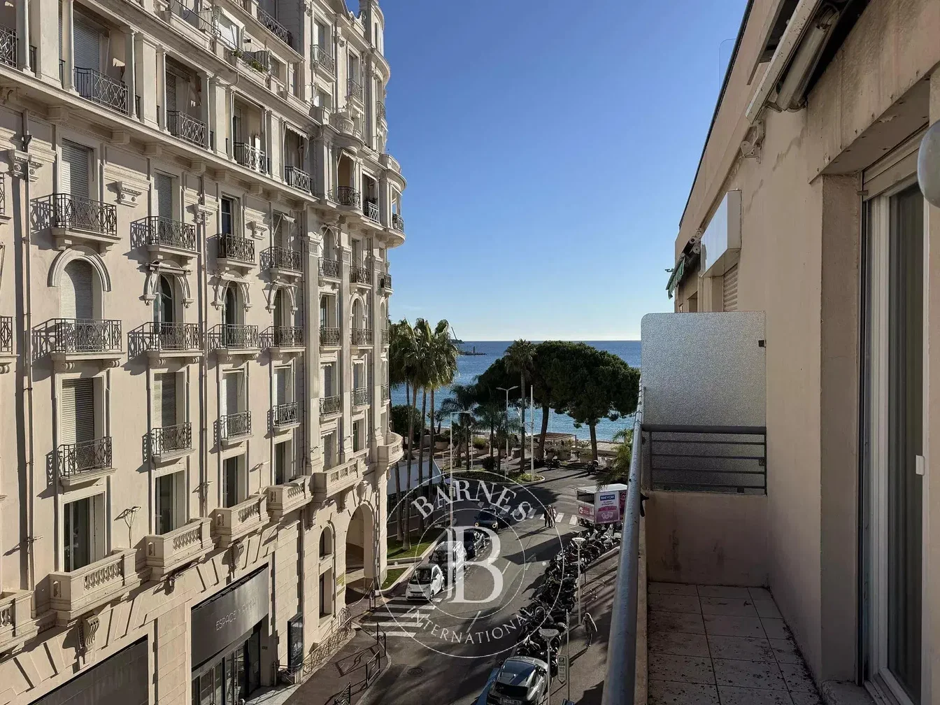 Balkon; manzara, doğal ışık