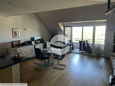 Wohnzimmer; holzboden, tageslicht, moderner stil
