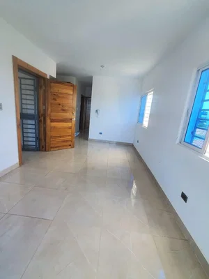 Dnevna soba; pločice, prirodno svjetlo
