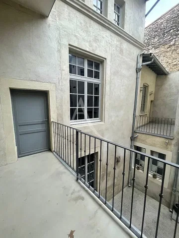 Balcon; lumière naturelle