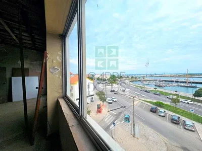 Sonstiges; blick, renovierungsbedürftig, tageslicht