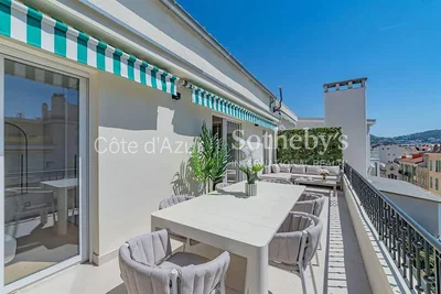 Terrasse; vue, lumière naturelle