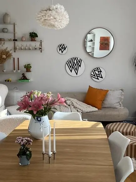 Wohnzimmer; tageslicht, moderner stil
