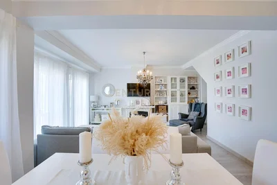 Wohnzimmer; tageslicht, moderner stil