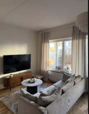 Salon; parquet, lumière naturelle