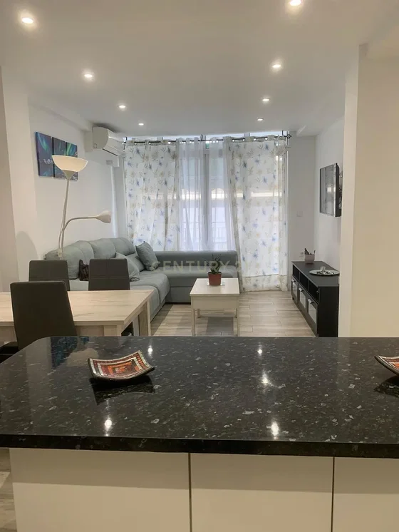 Sala de estar; luz natural, estilo moderno