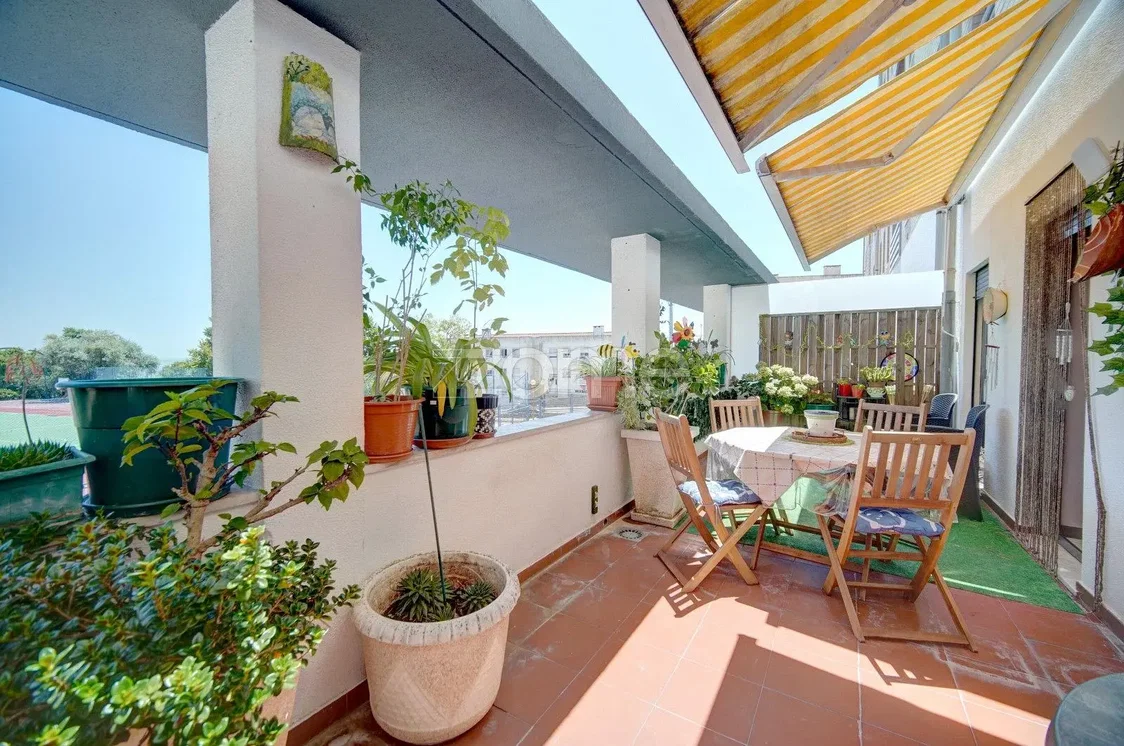 Terraço; luz natural, vista