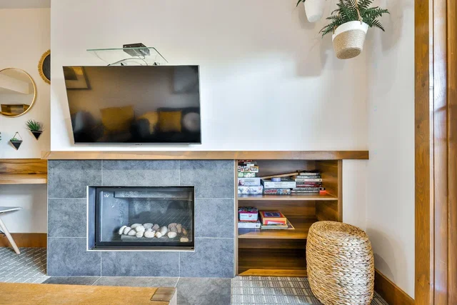 Living room; fireplace, natural light