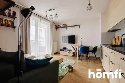Wohnzimmer; tageslicht, holzboden, moderner stil