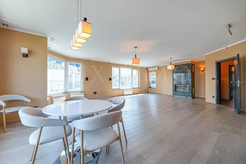 Salon