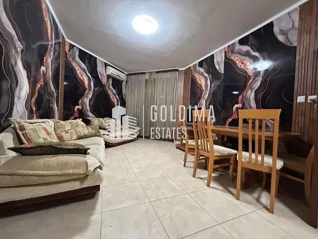 Хол