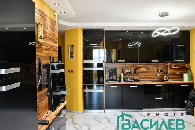 Хол