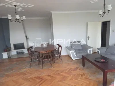 غرفة معيشة