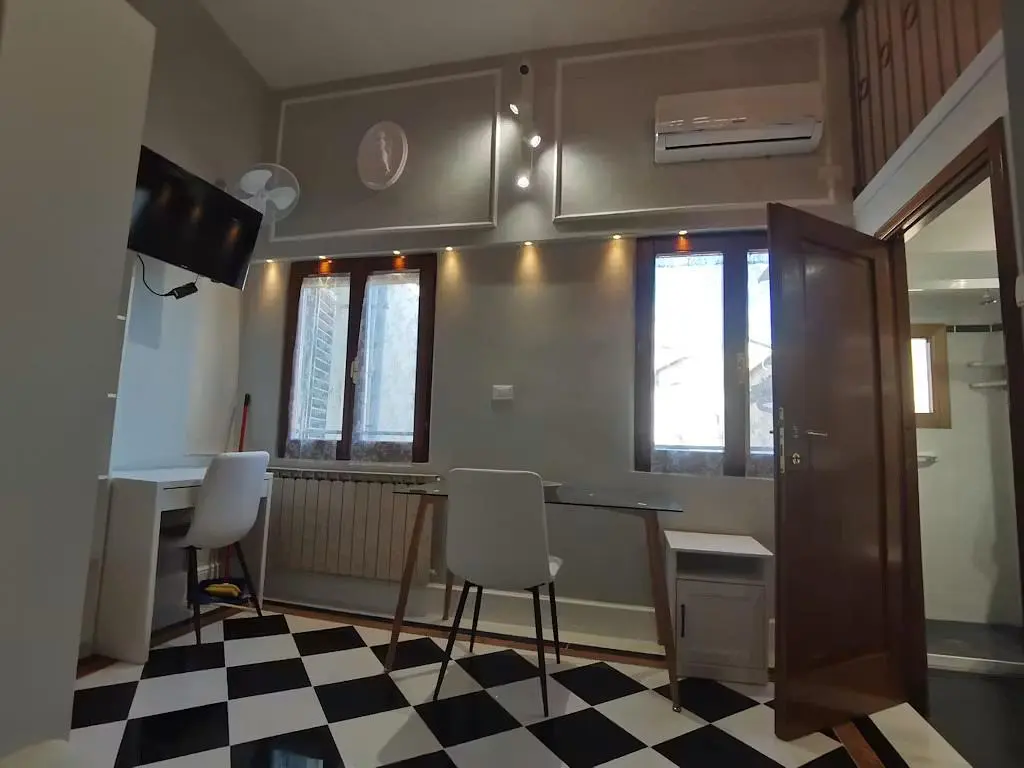 Salon