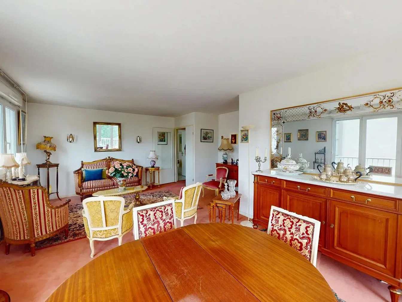 Salon