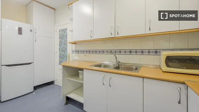 Хол