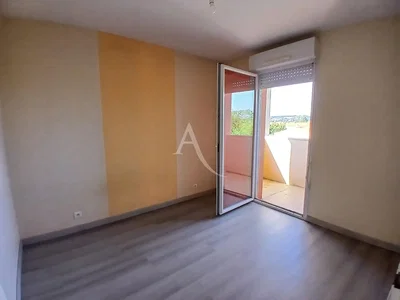 Хол