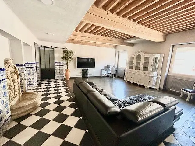 Salon