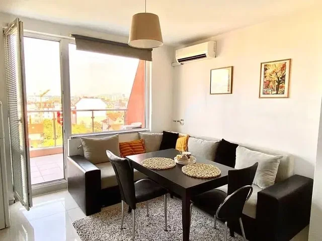 غرفة معيشة