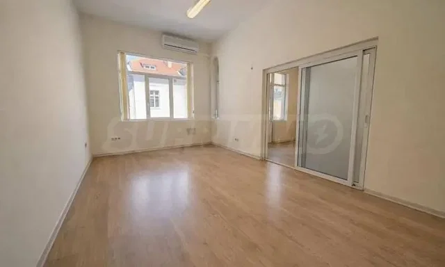 Хол