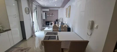 Хол