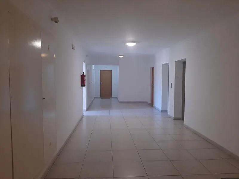 Хол