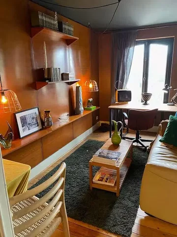 Salon