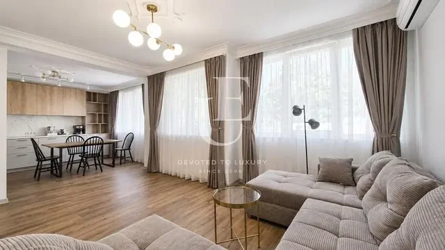 Хол