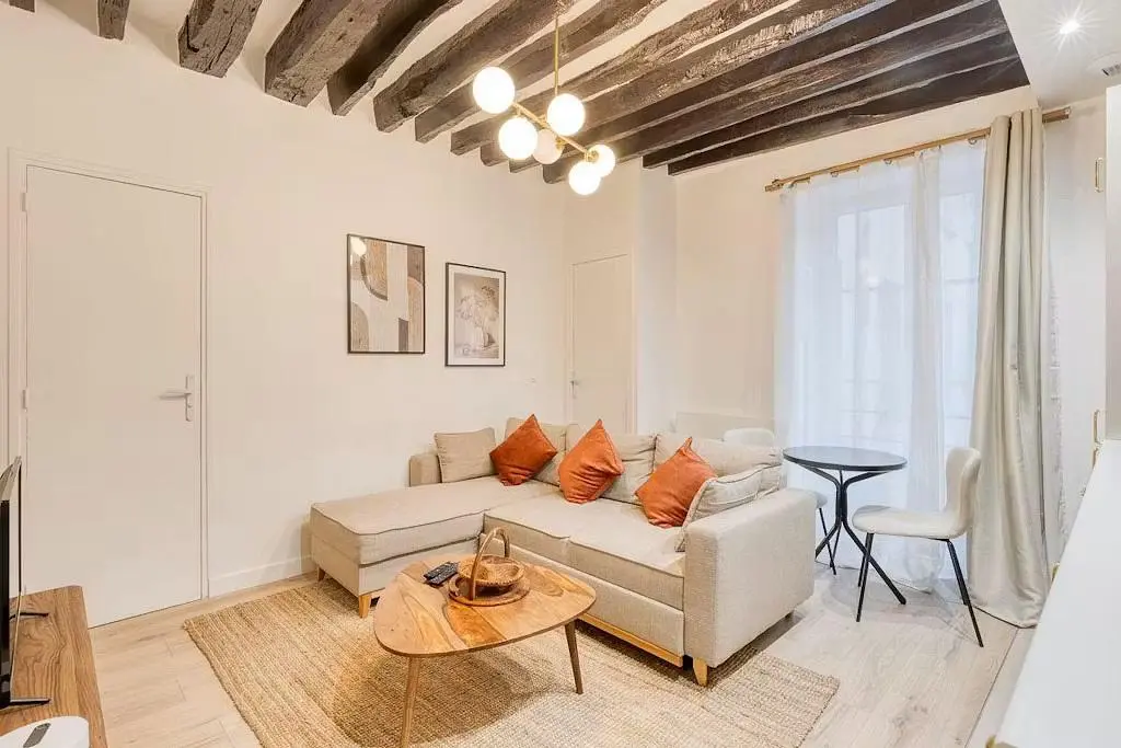 Хол