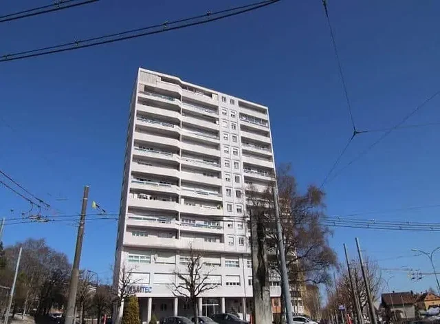 Хол