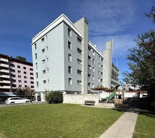 Хол