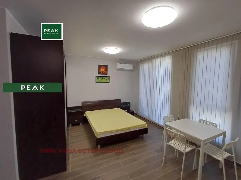 Хол
