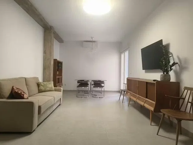 Хол