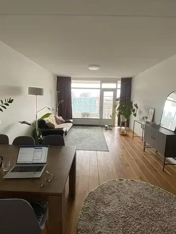 Хол