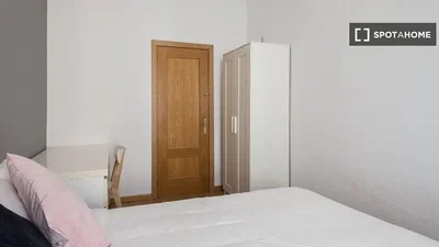 Хол