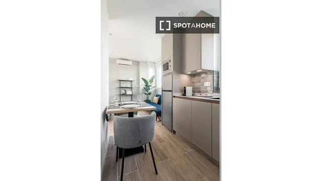 Σαλόνι