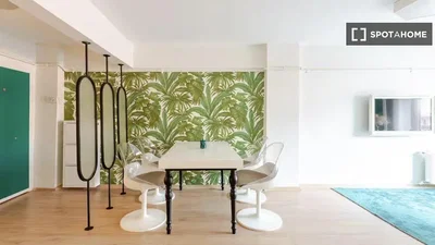 Salon