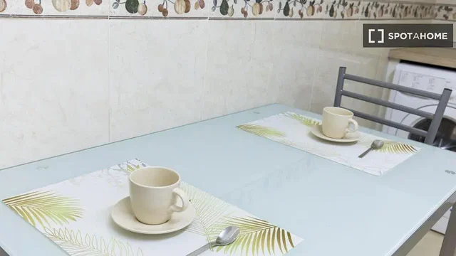 Хол